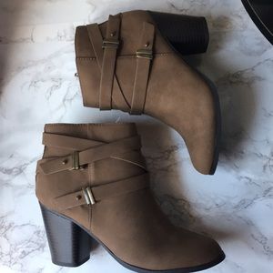 Cute ankle boots (:
